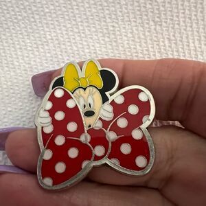 Disney Minnie Hiding Behind Bow Pin